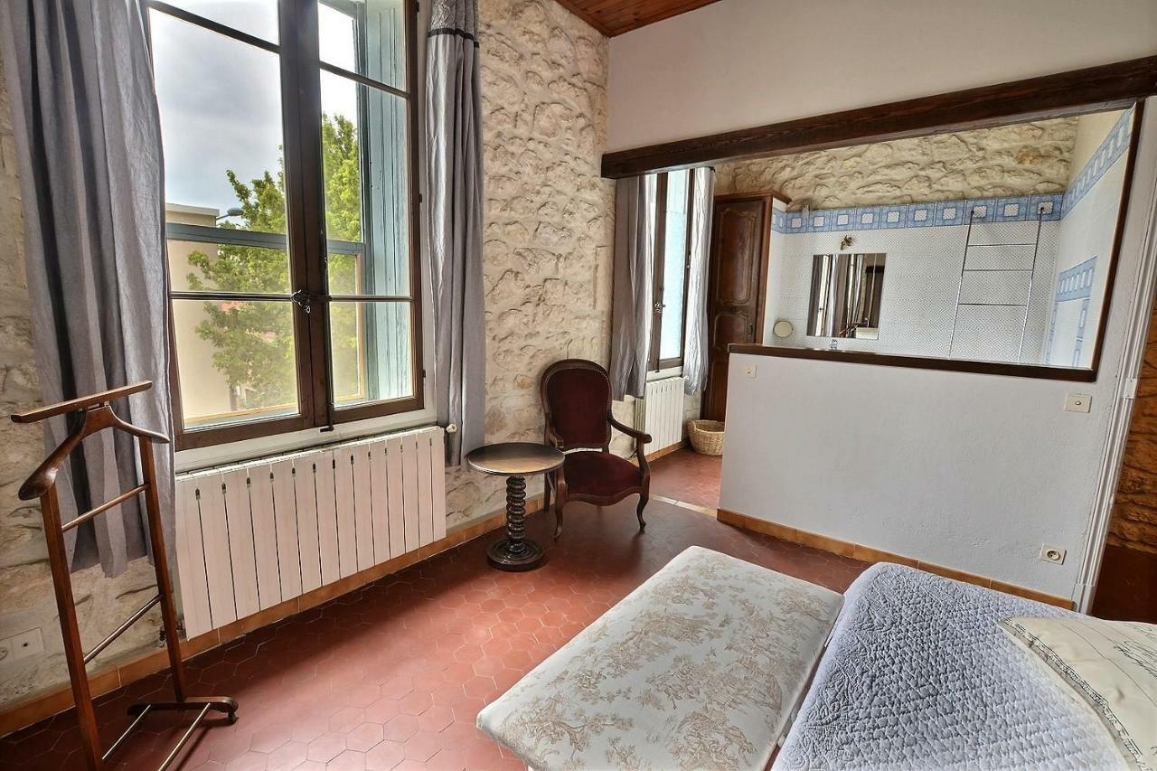 Chez Catherine Αρλ Εξωτερικό φωτογραφία